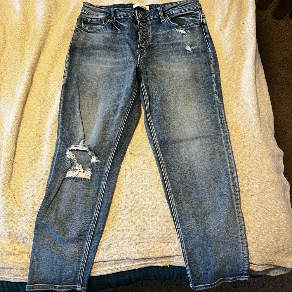 Vervet Distressed Jean